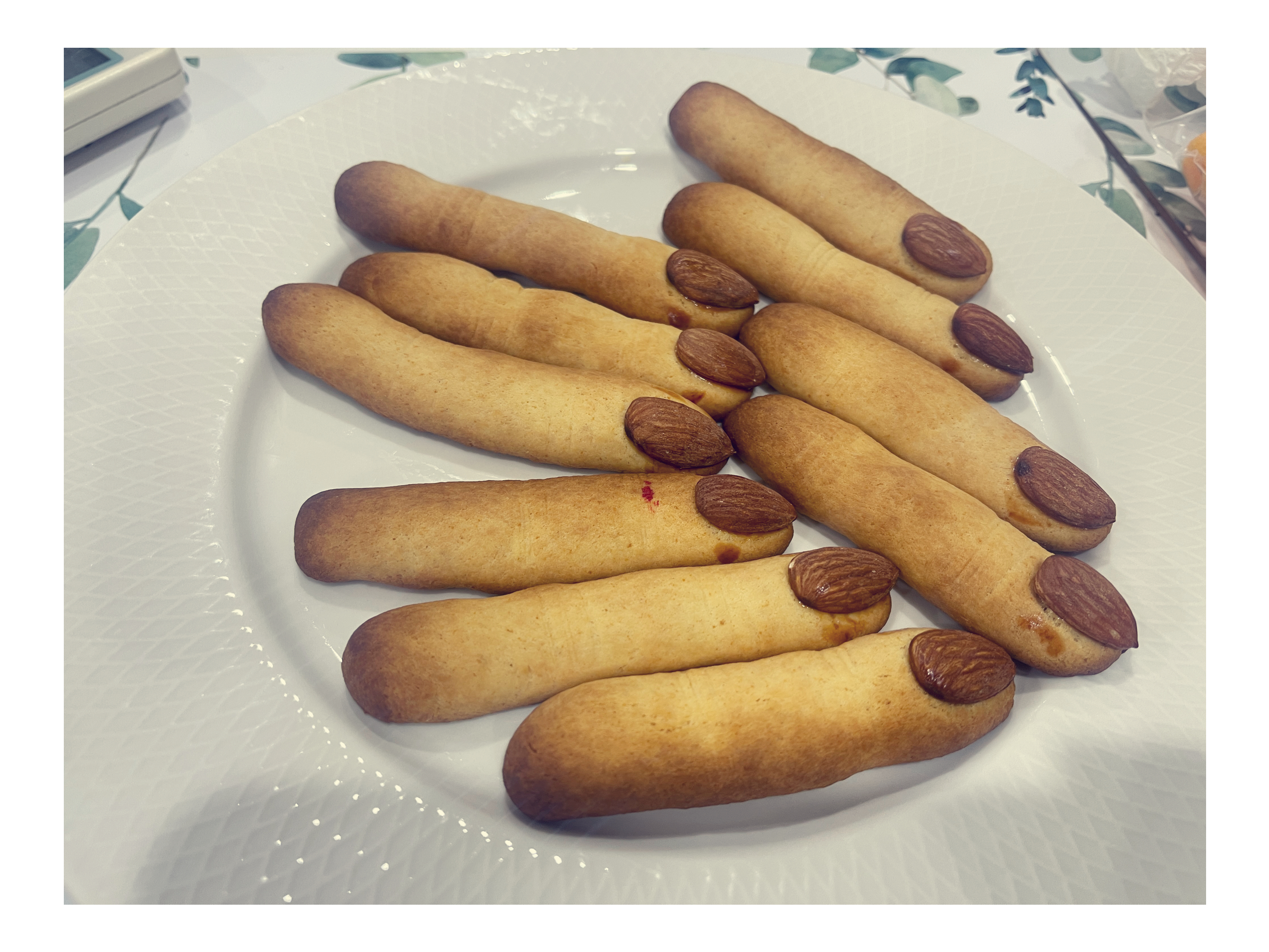 女巫手指饼干最简单快手的做法，超级酥脆！万圣节卖萌版