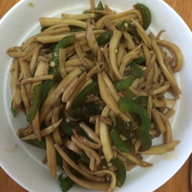 青椒素炒杏鲍菇