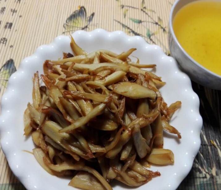 杏鲍菇获“终生成就奖”，这样一菇两吃真让人幸福到哭~自制菌油·圆满素食