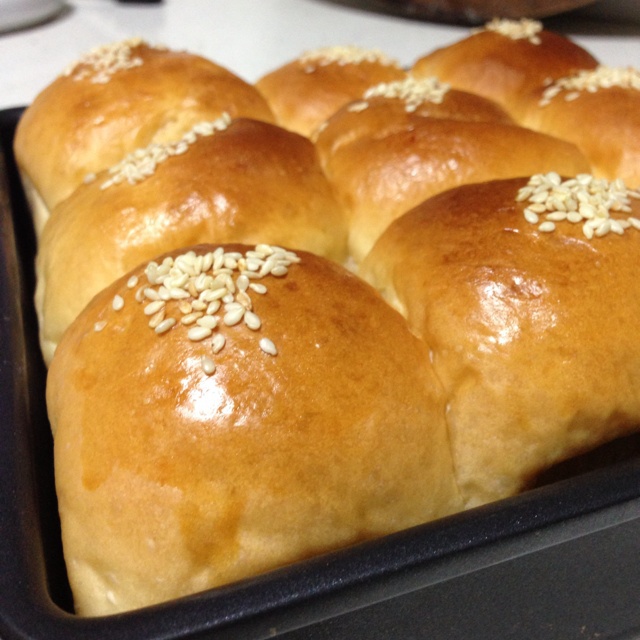 大人小孩都爱不释口的【蜂蜜牛奶小餐包】