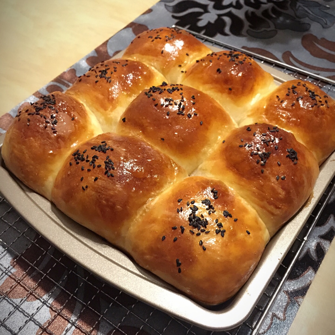 超软牛奶小餐包