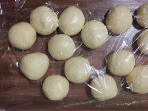 假装自己是蛋黄酥的南瓜豆沙包-附玫瑰豆沙做法的做法 步骤4