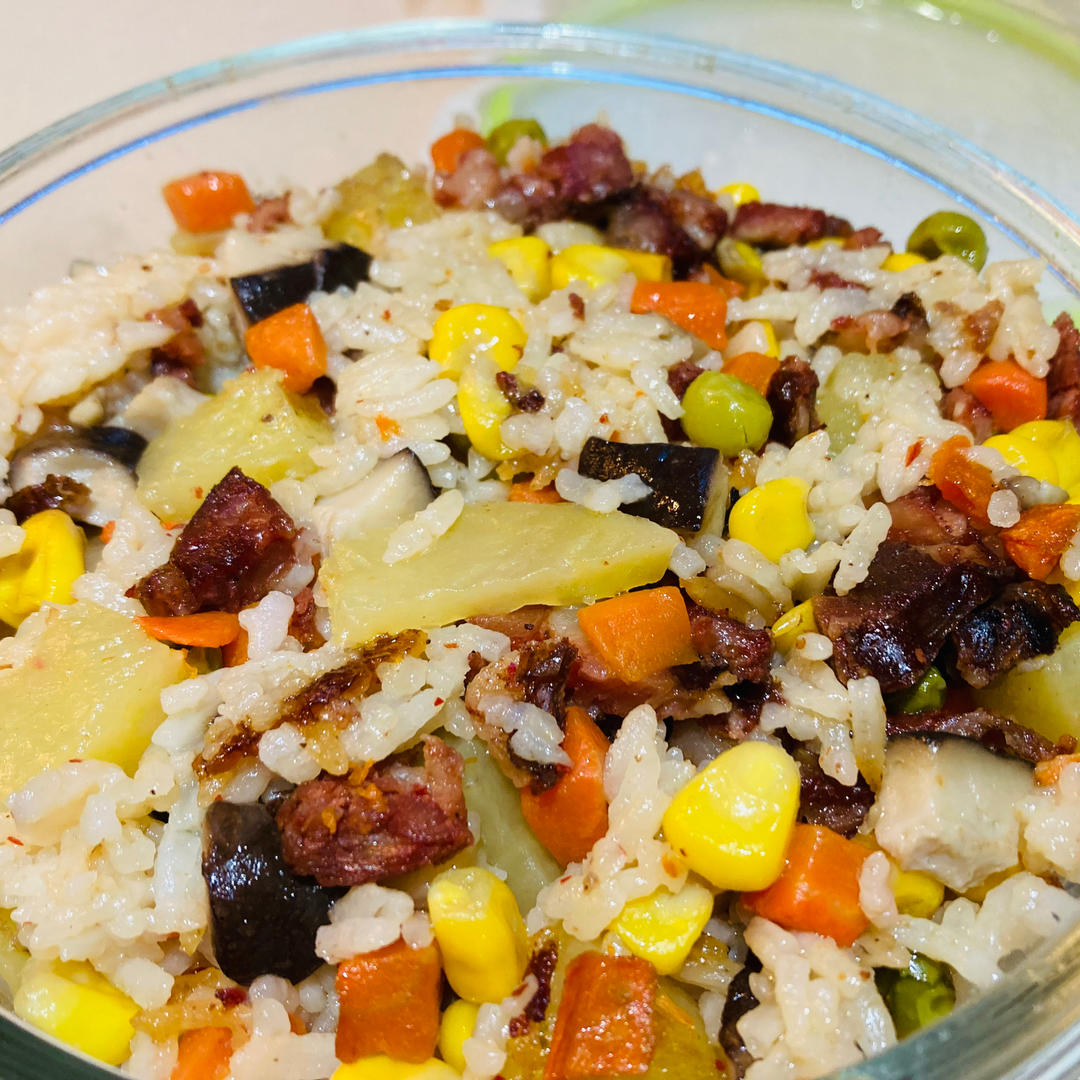 懒人版香肠土豆焖饭