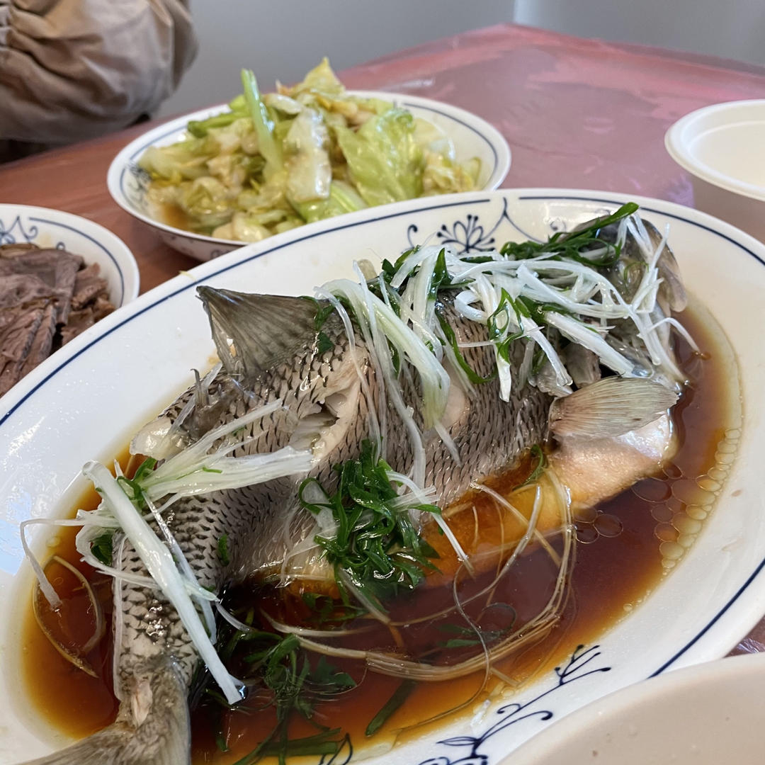 清蒸鲈鱼