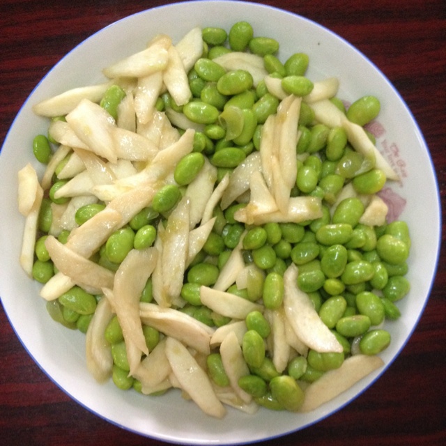 丫头ゞ做的酱香毛豆炒茭白