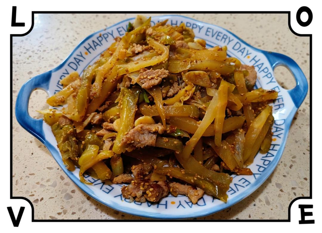 下饭神菜——榨菜炒肉丝！夹馒头yyds