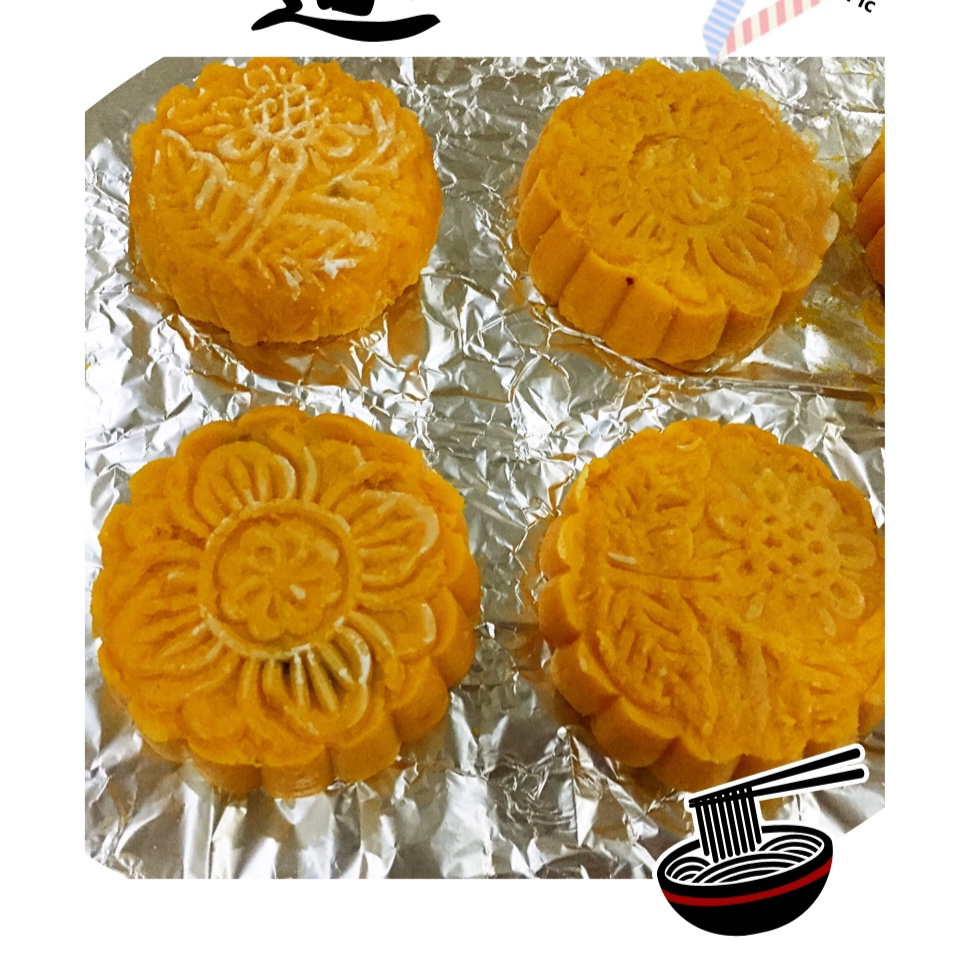 南瓜豆沙月饼