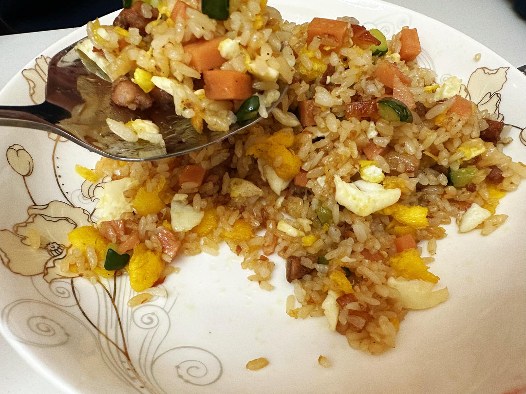 厨师长教你“蛋炒饭”如何做才好吃，答案都在这里面！