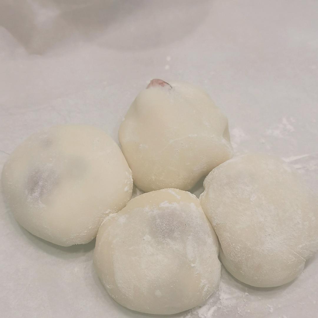 腹黑白胖子——奥利奥雪媚娘