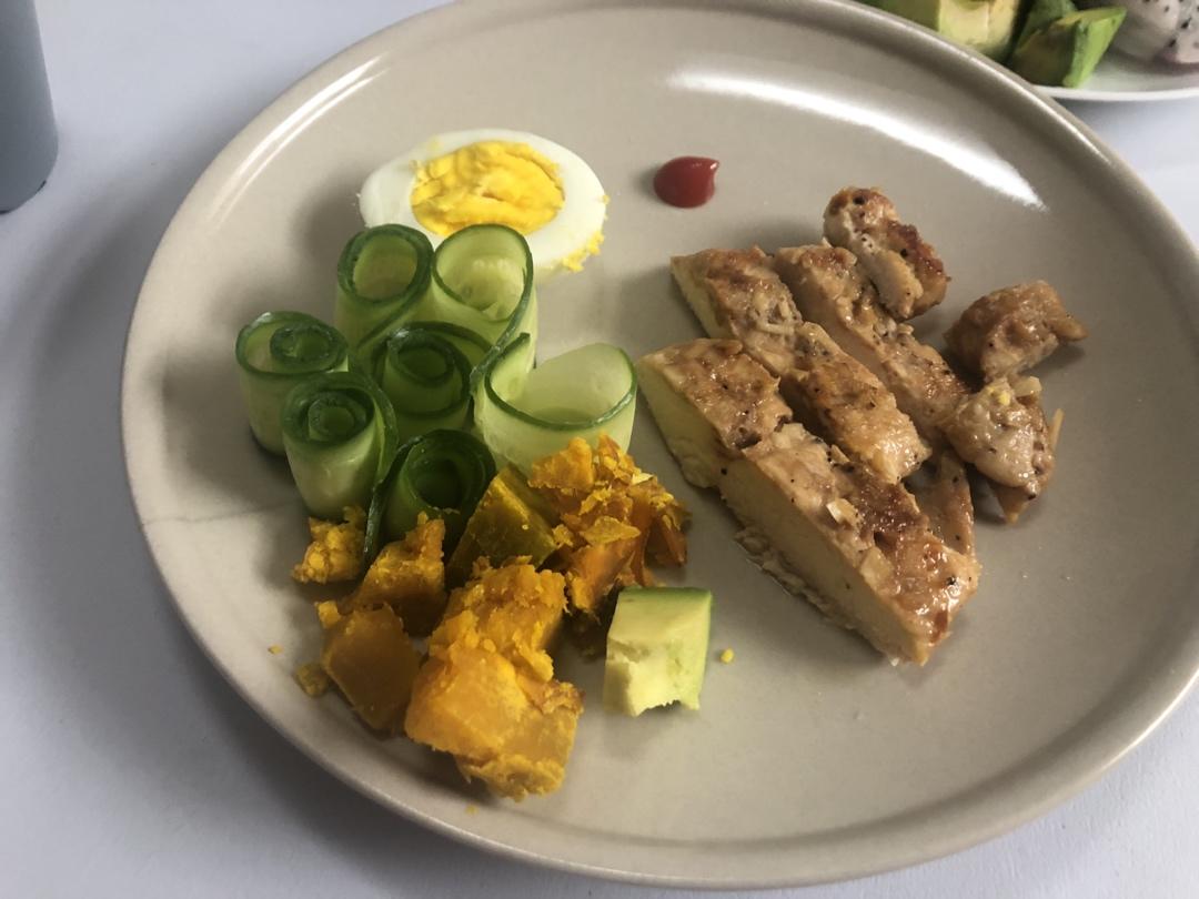 【嫩煎鸡胸肉】