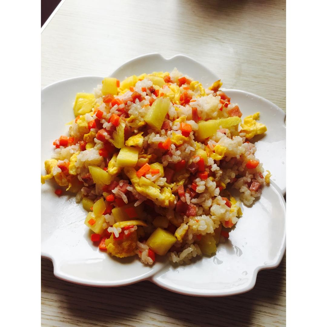 菠萝炒饭