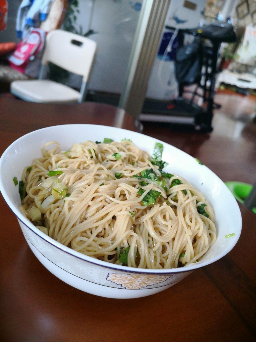 一碗热汤面