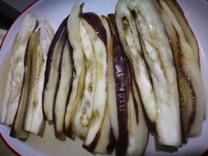 花茄子蒸的好吃的做法步骤图 怎么做好吃 闲耘庭 下厨房 花茄子蒸的好吃的做法步骤图 怎么做好吃 闲耘庭 下厨房