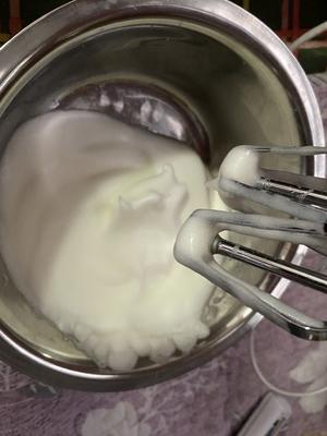 普通面粉➕大豆油的酸奶戚风蛋糕的做法 步骤10