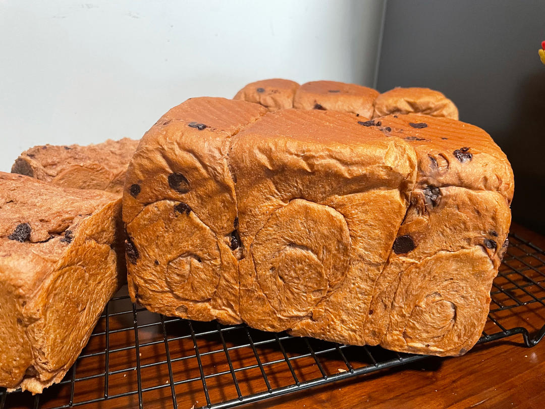 25.双重倍浓巧克力吐司（适合喜欢微苦巧克力味的人，柔软香甜，爱了）