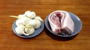 益海嘉里岀品营养餐        茨菇红烧肉的做法 步骤2