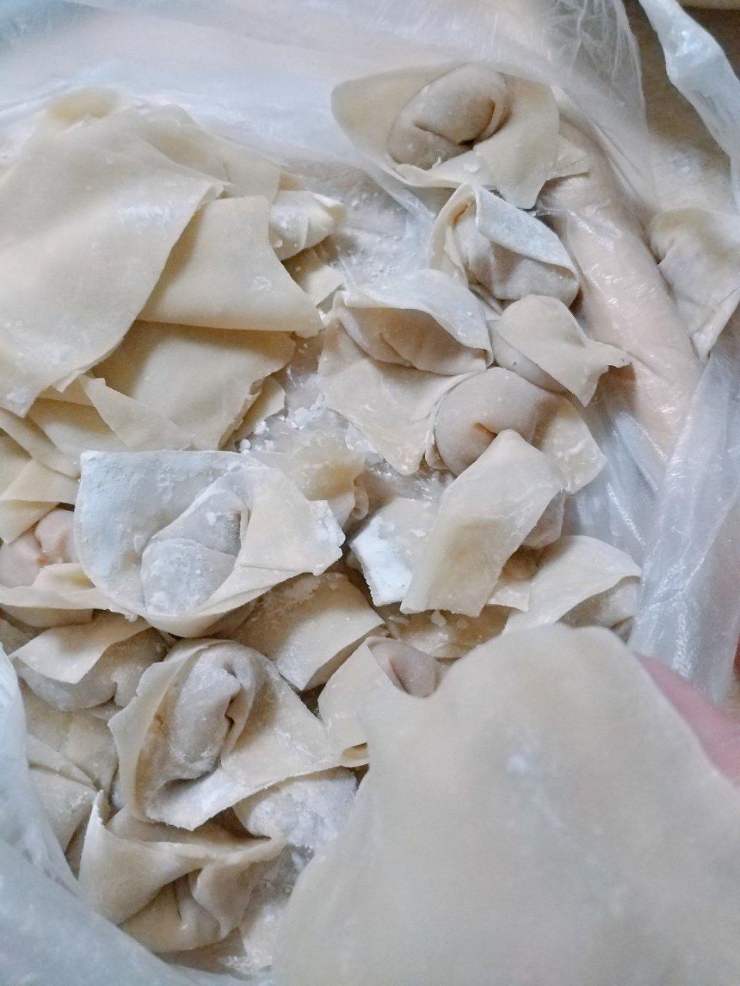 虾油四鲜馄饨！（含薄如纸馄饨皮大法）