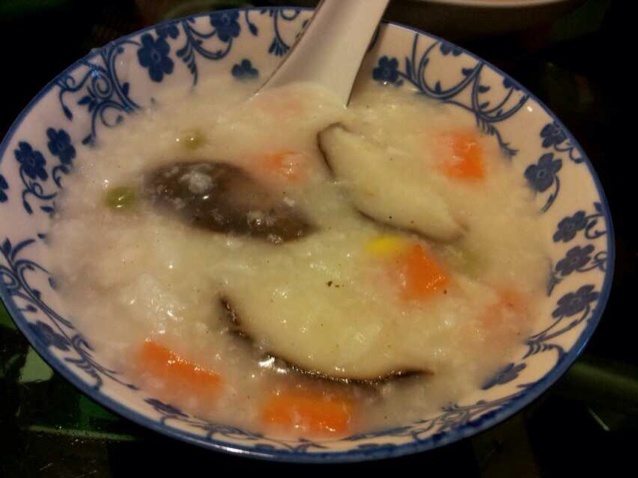 香菇鸡肉粥