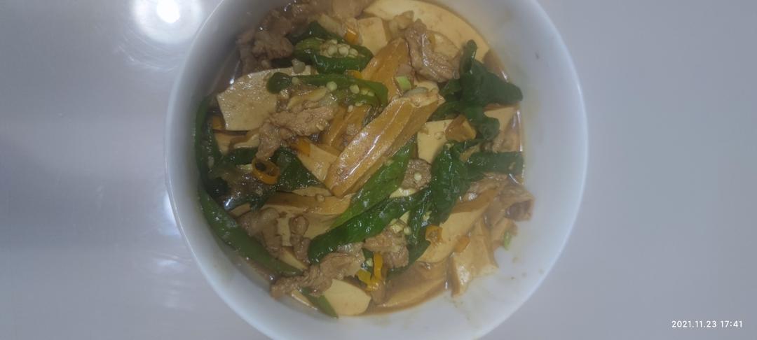 嫩嫩的香干炒肉