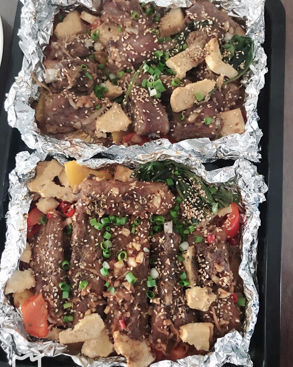 滋滋烤排骨——排骨最好吃的做法没有之一！