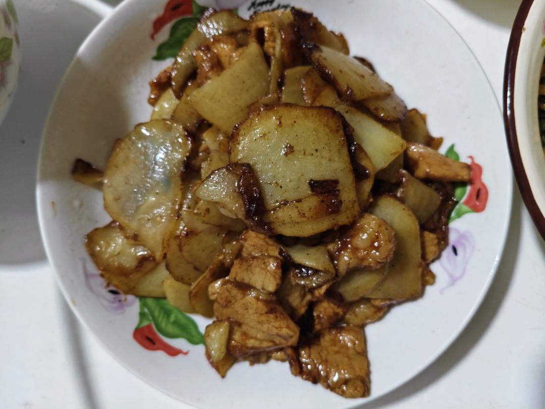 土豆片炒肉
