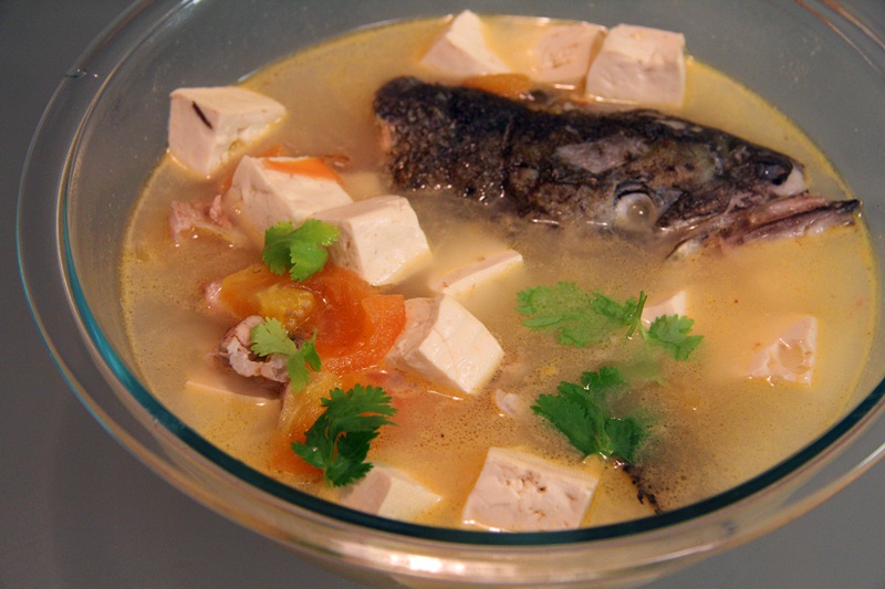 三文鱼头豆腐汤