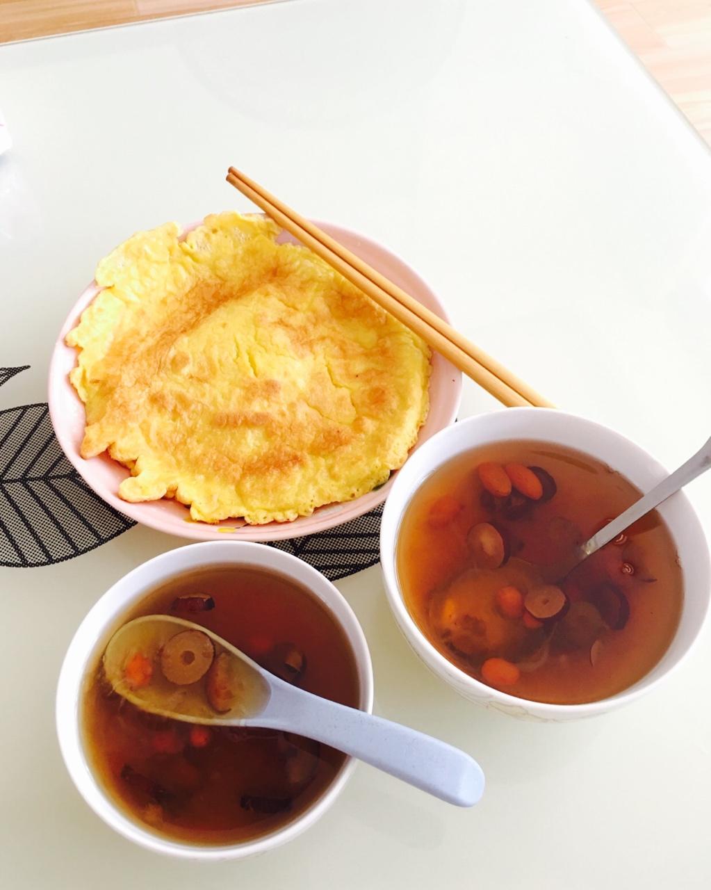 冰糖红枣枸杞燕窝