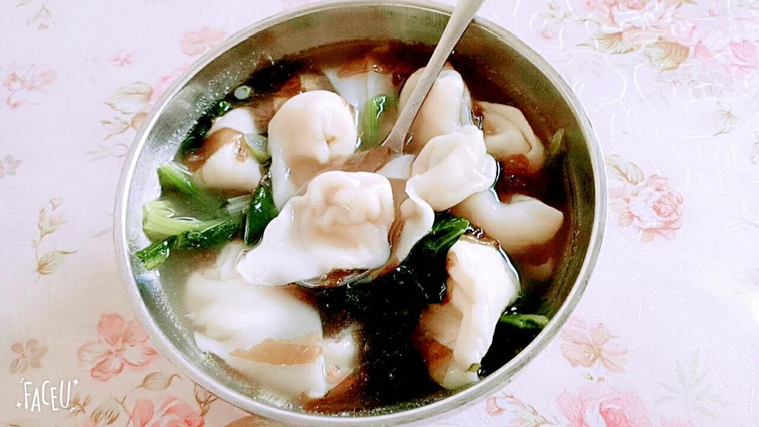 宝宝鱼肉小馄饨—适合9个月以上的宝宝，锻炼宝宝咀嚼能力