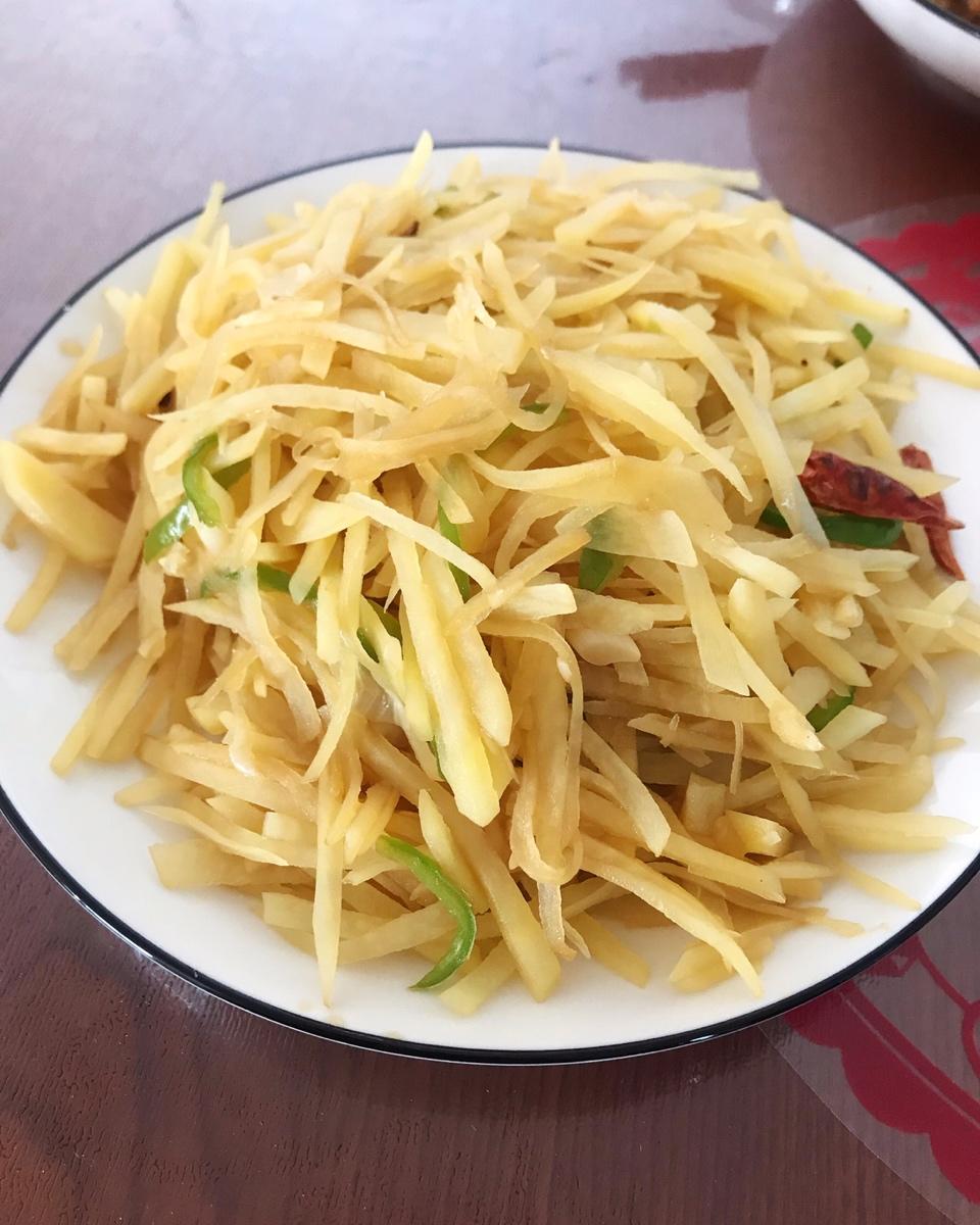 在家也能做出馆子味儿的醋溜/炝炒/酸辣土豆丝（就是那道看似简单，实则步步玄机的土豆丝）