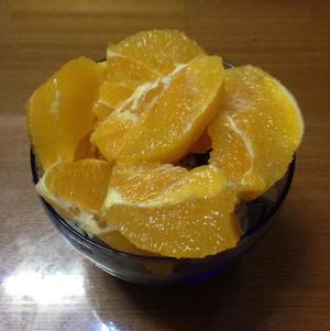 火龙果橙子汁的做法 步骤1