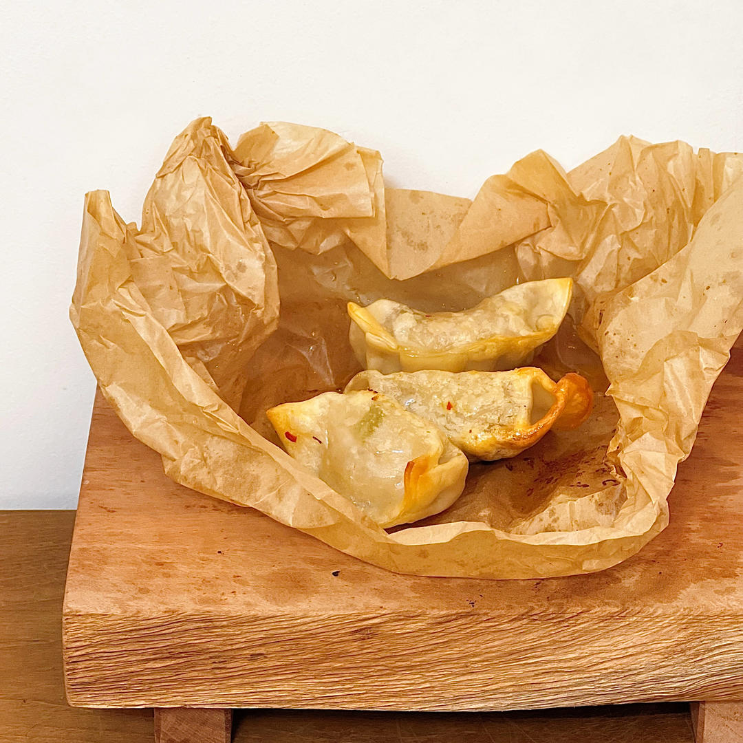 烤箱版煎饺（烤饺子🥟）      by wqy