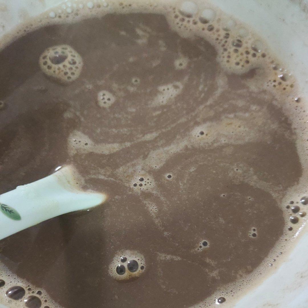 黑豆浆蒸黑米蛋糕