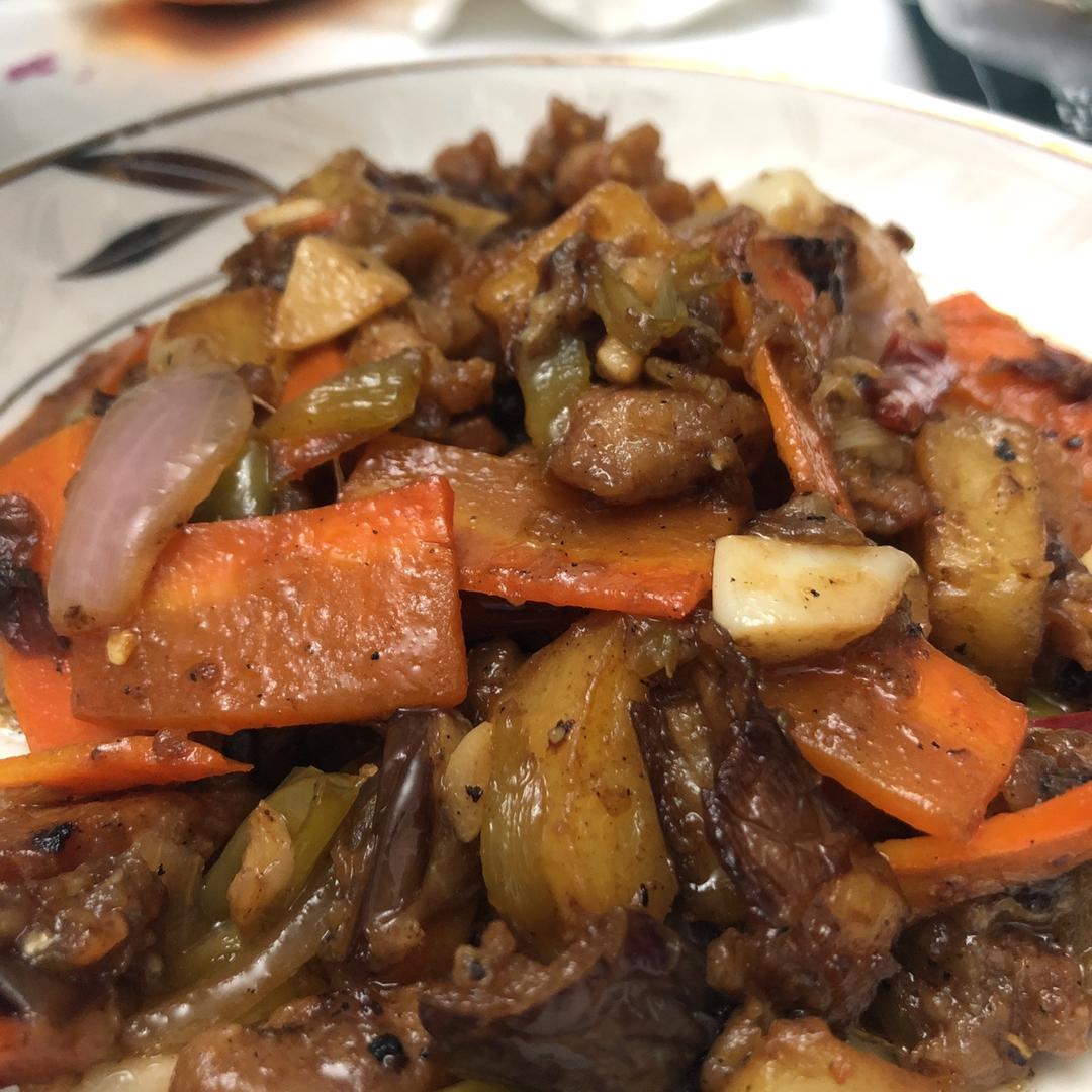溜肉段烧茄子（东北硬菜呀哈哈）
