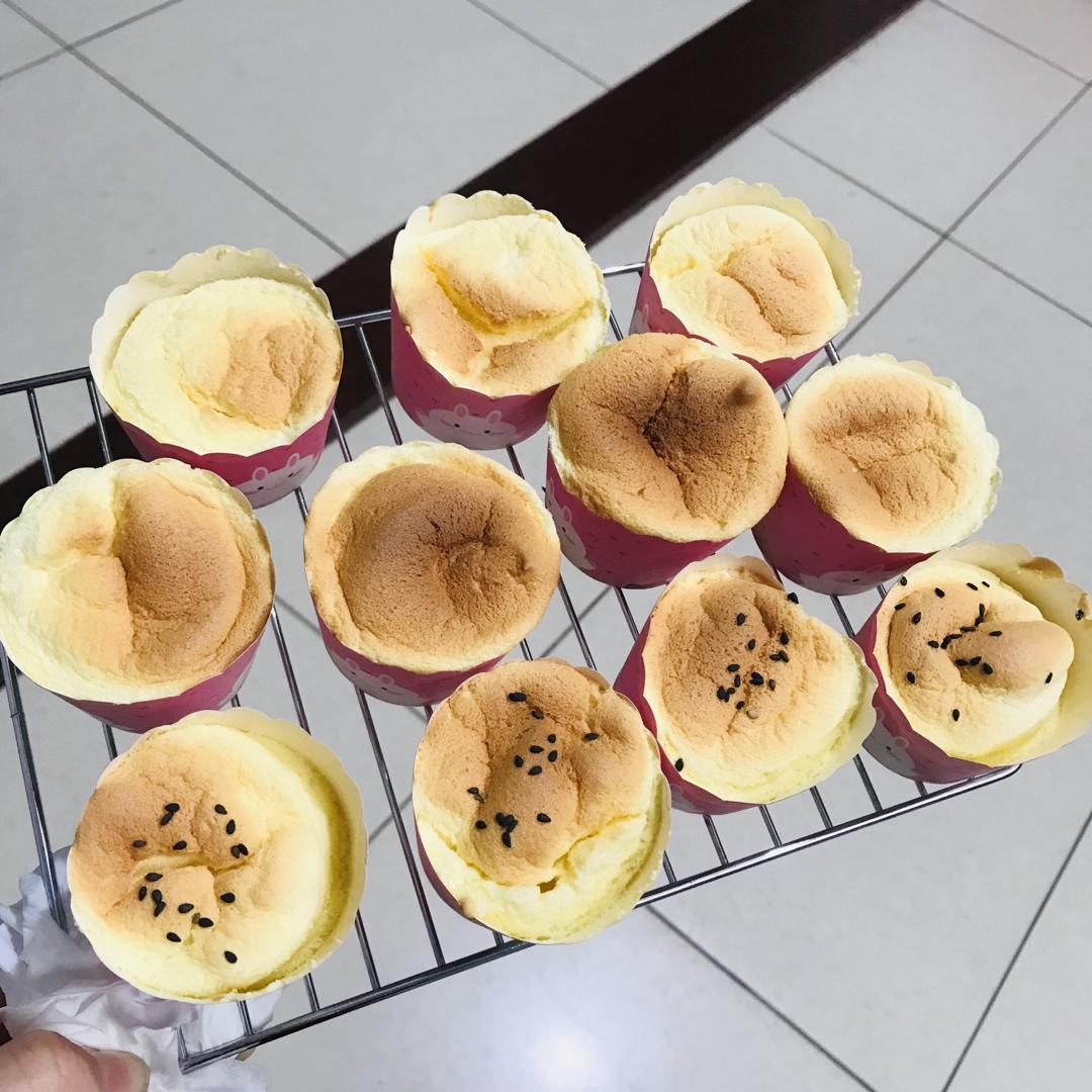 棉花纸杯蛋糕
