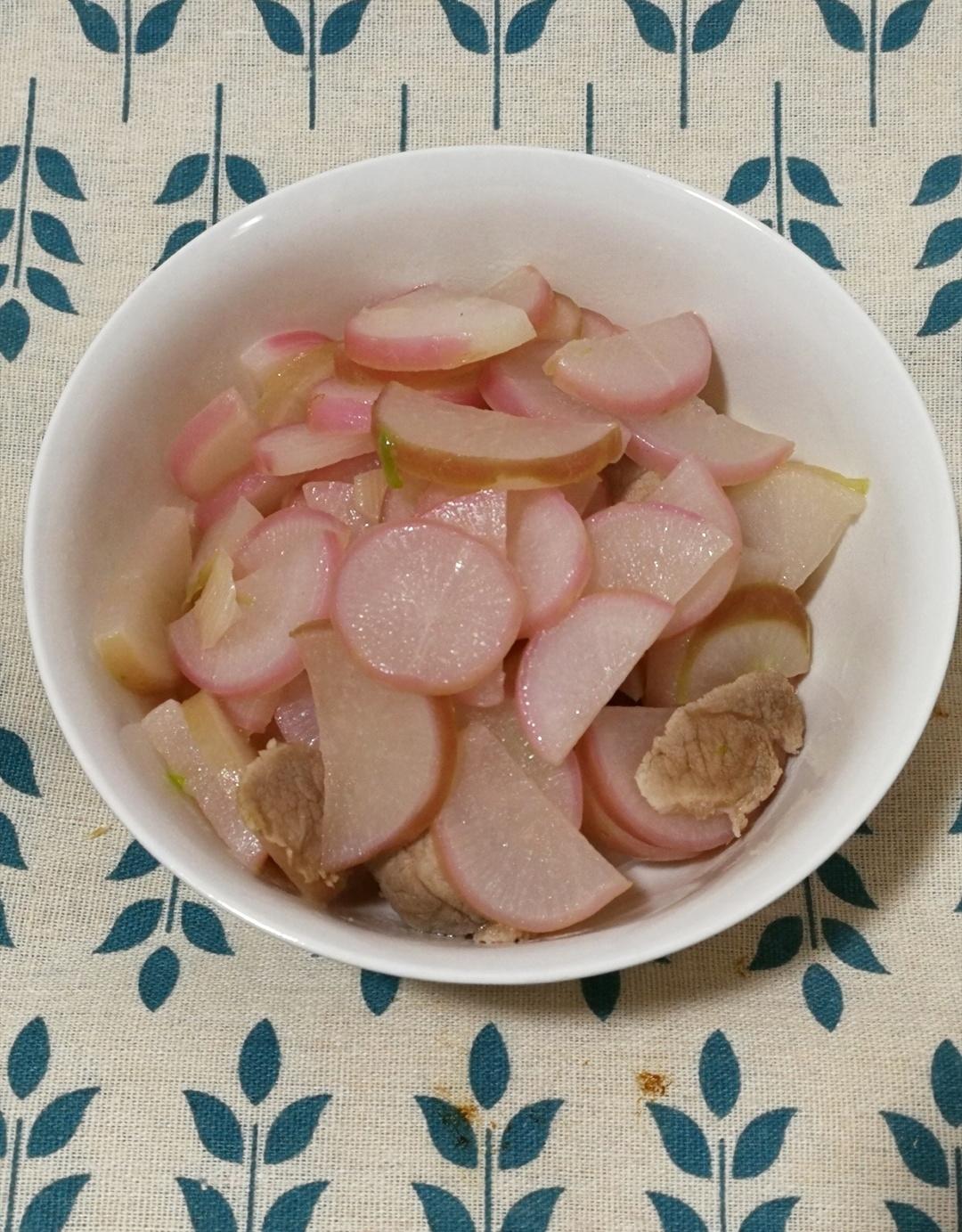 水萝卜炒肉的做法
