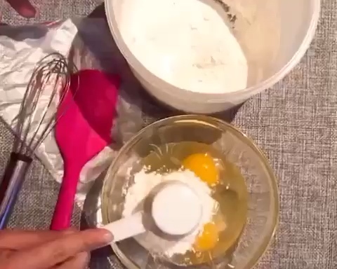网红鸡蛋面的做法 步骤1