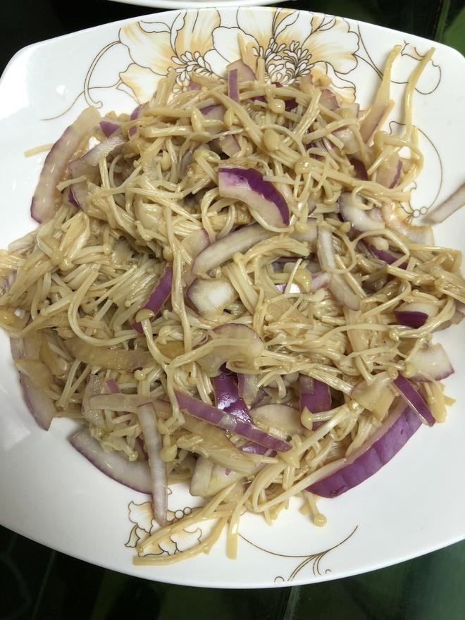 金针菇拌紫洋葱的做法