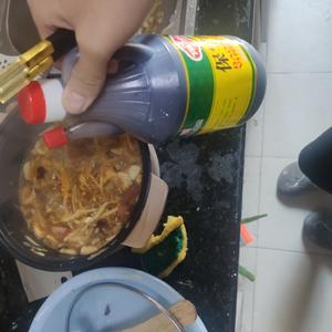 炒香菇土豆萝卜丝➕红枣杂粮粥➕杂粮馒头的做法 步骤7