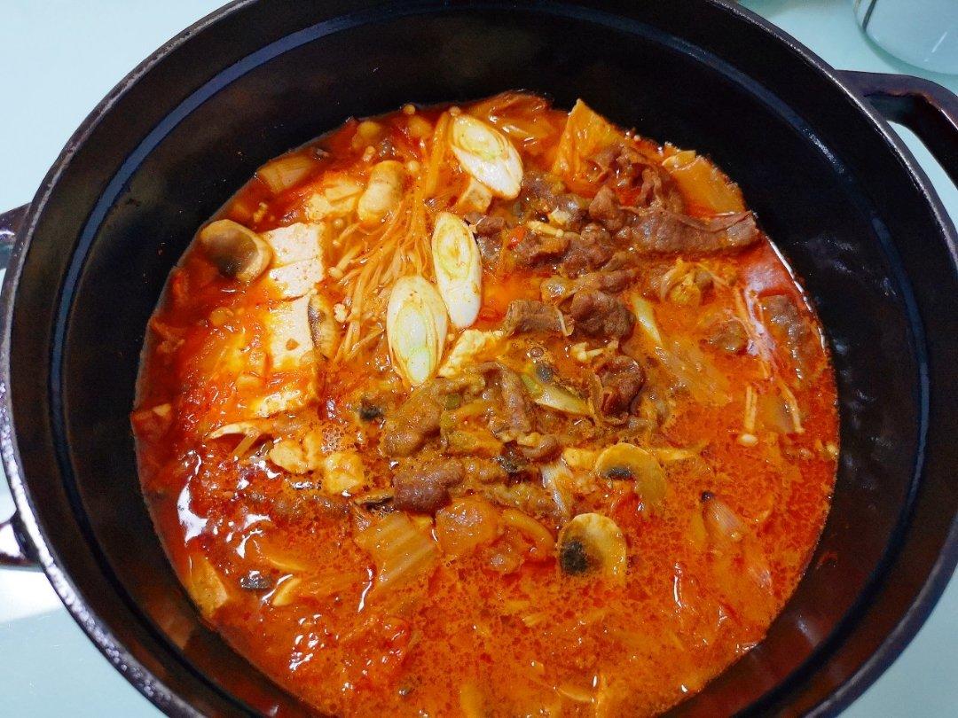 泡菜肥牛锅