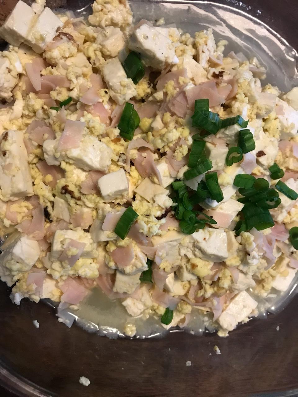 蛋包豆腐丁