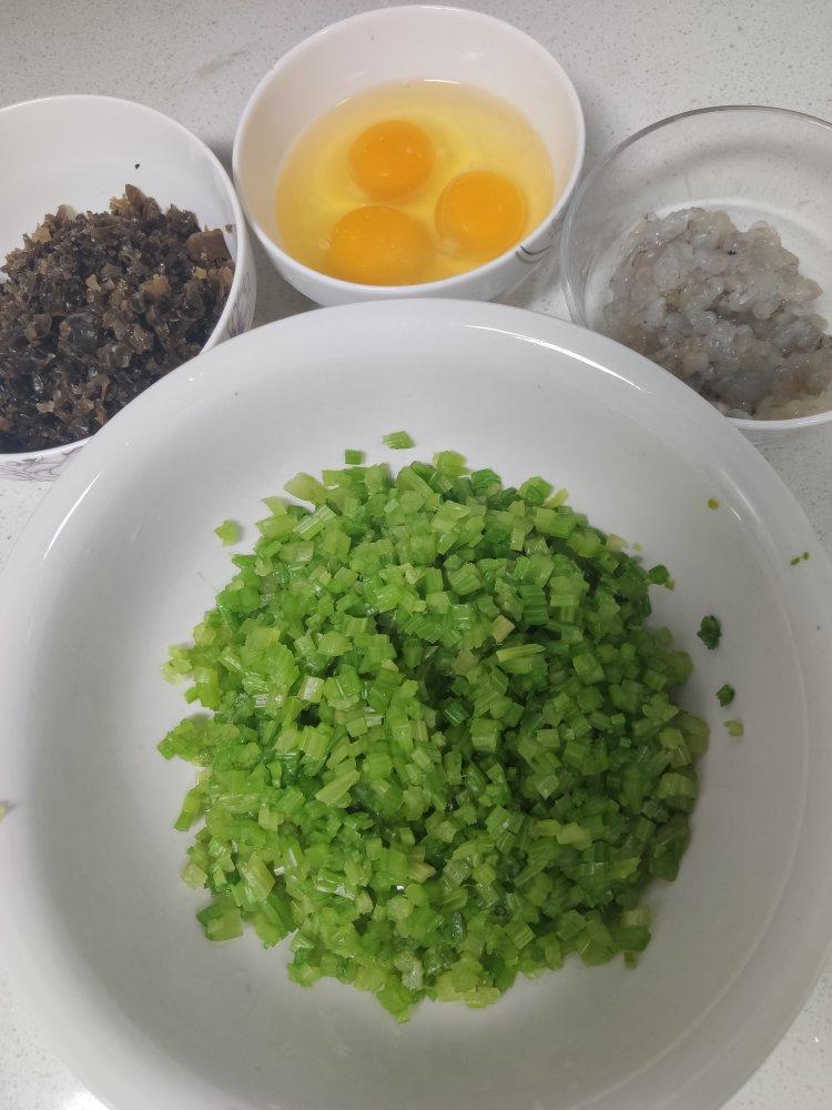 芹菜木耳虾皮鸡蛋素饺子