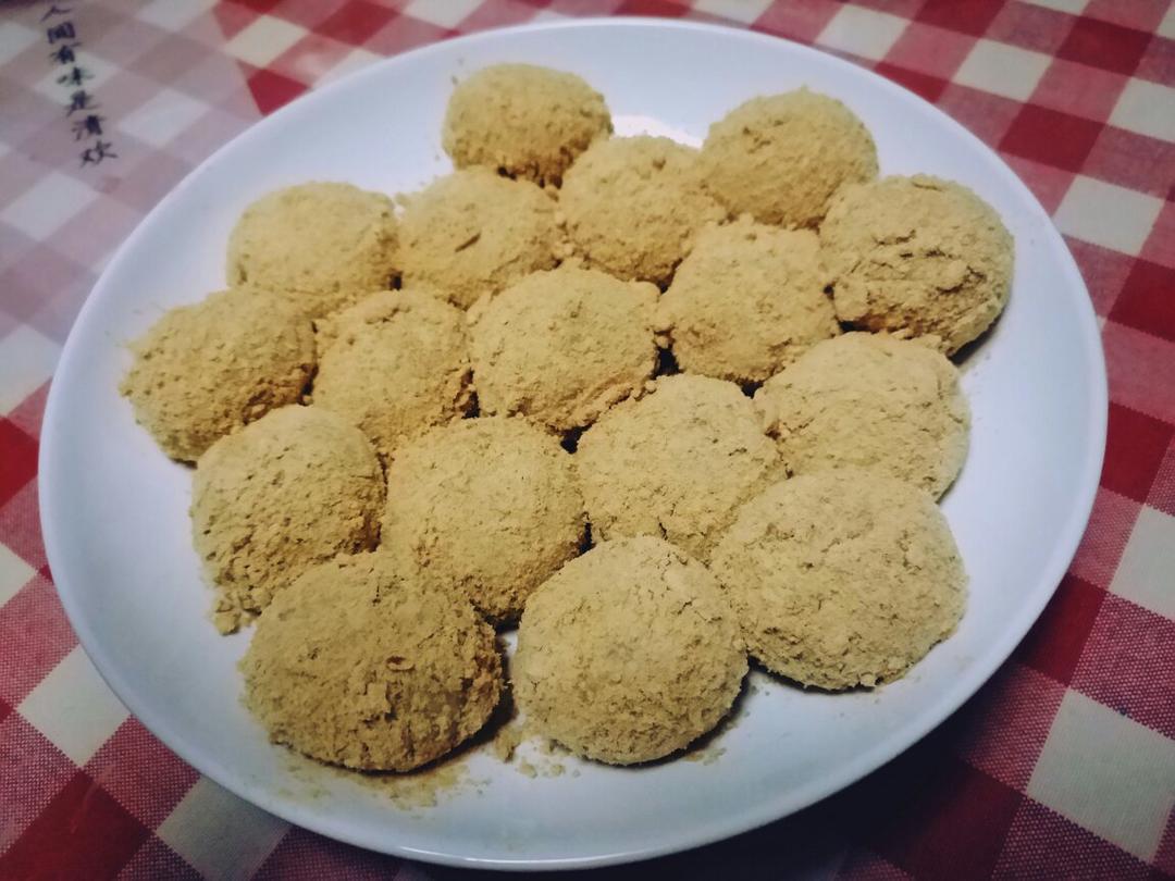 黄豆粉滚汤圆(伪驴打滚)