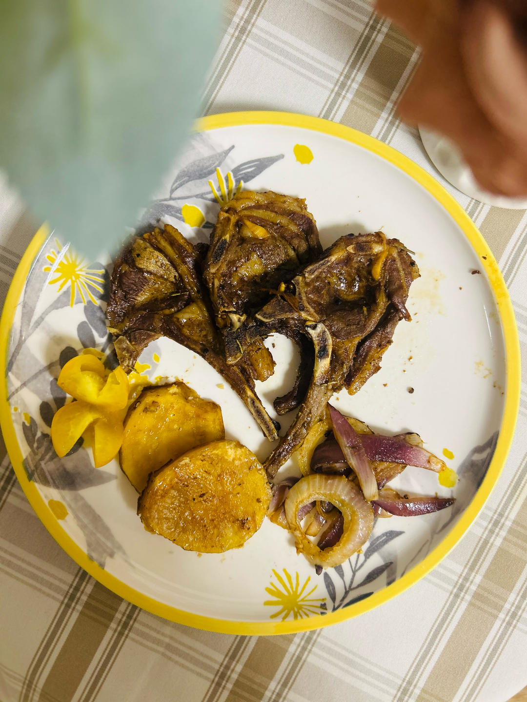 超简单的香烤战斧羊排