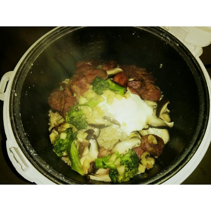 【电饭煲腊肠煲仔饭】