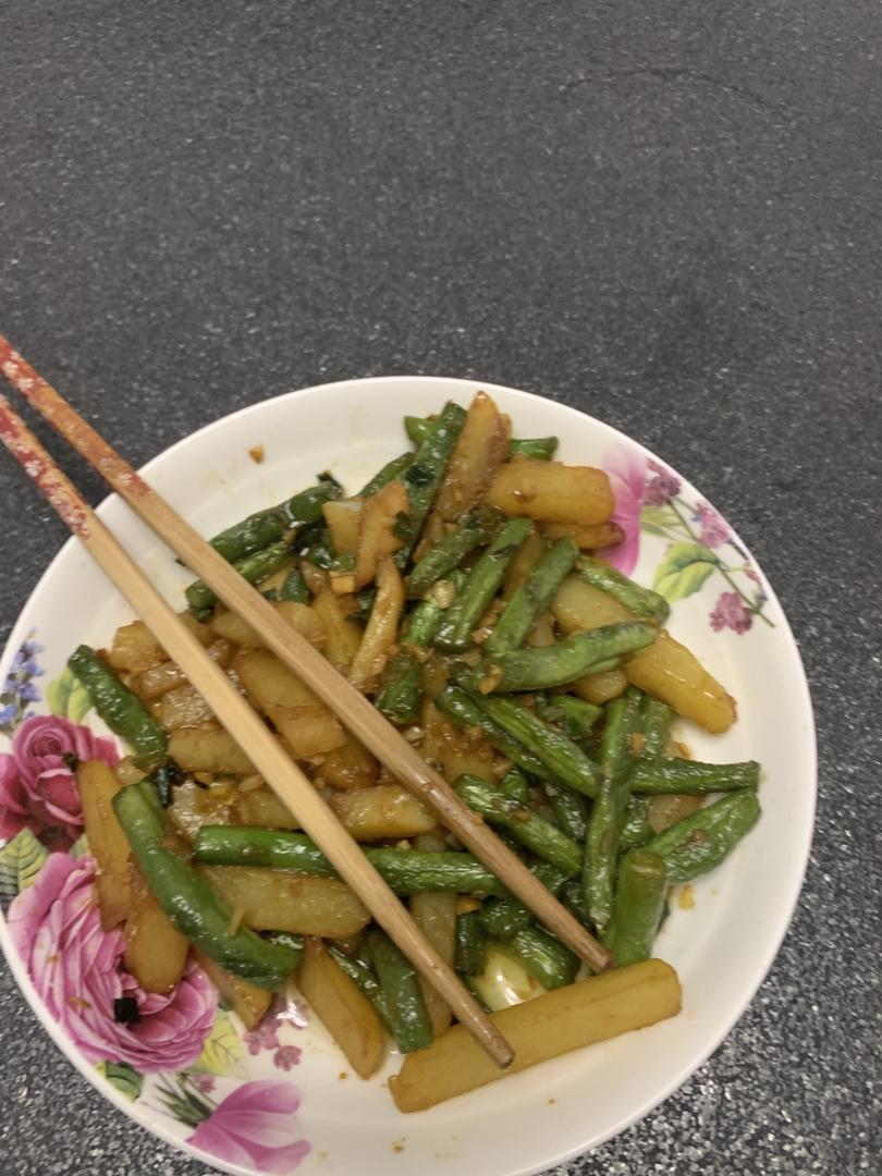 豆角烧土豆