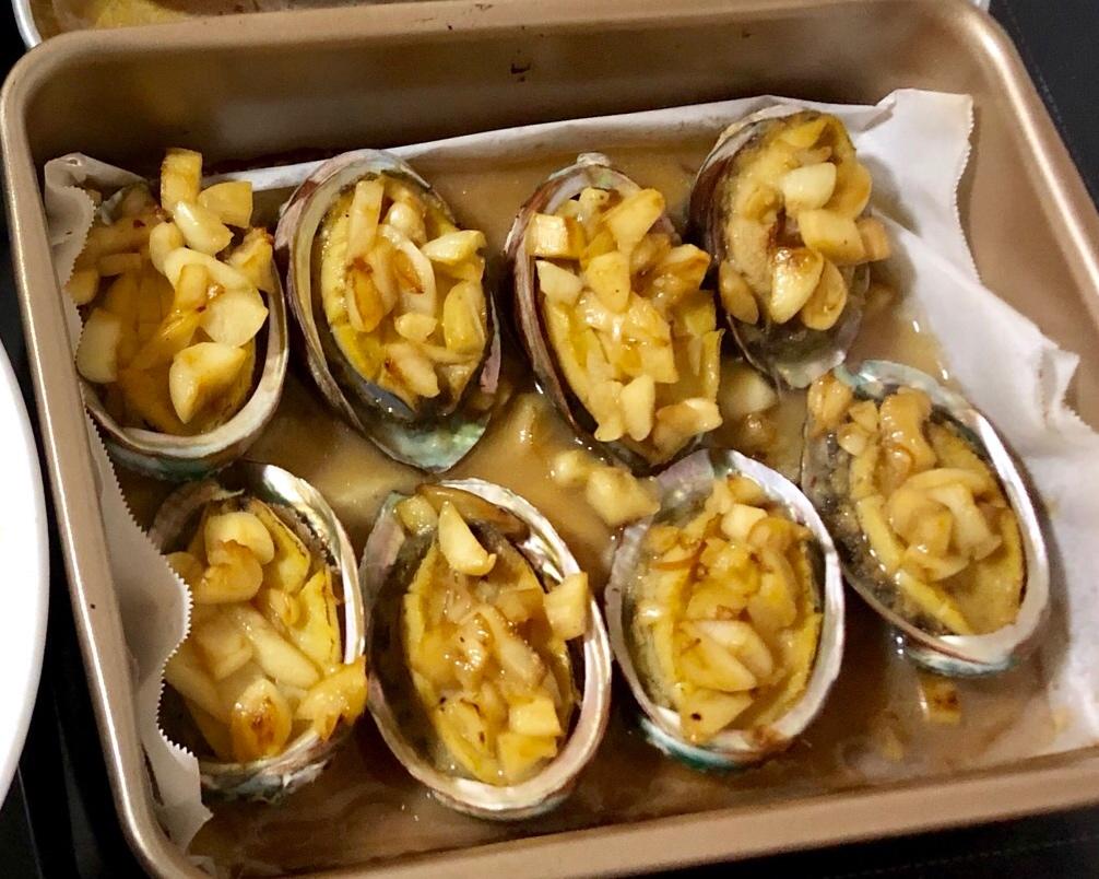 凤球唛蒜蓉酱烤鲍鱼