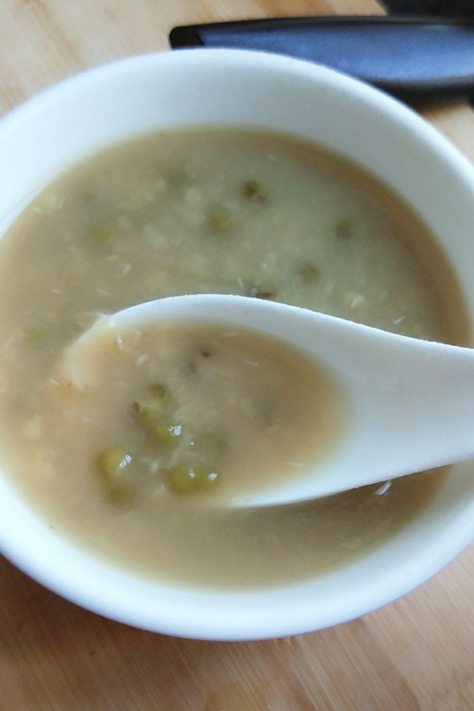 王诗1做的绿豆汤