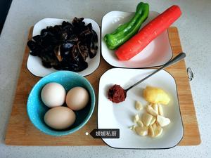 鱼香鸡蛋+万能调料汁配方的做法 步骤1