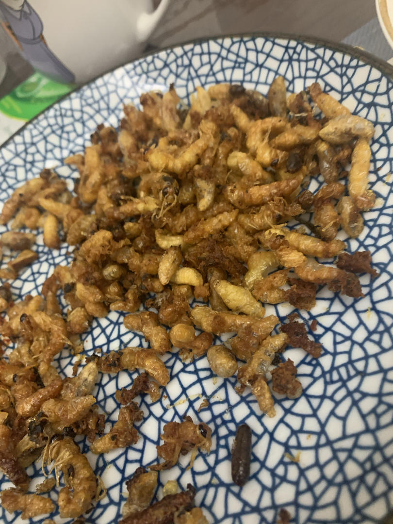 香酥蜂蛹