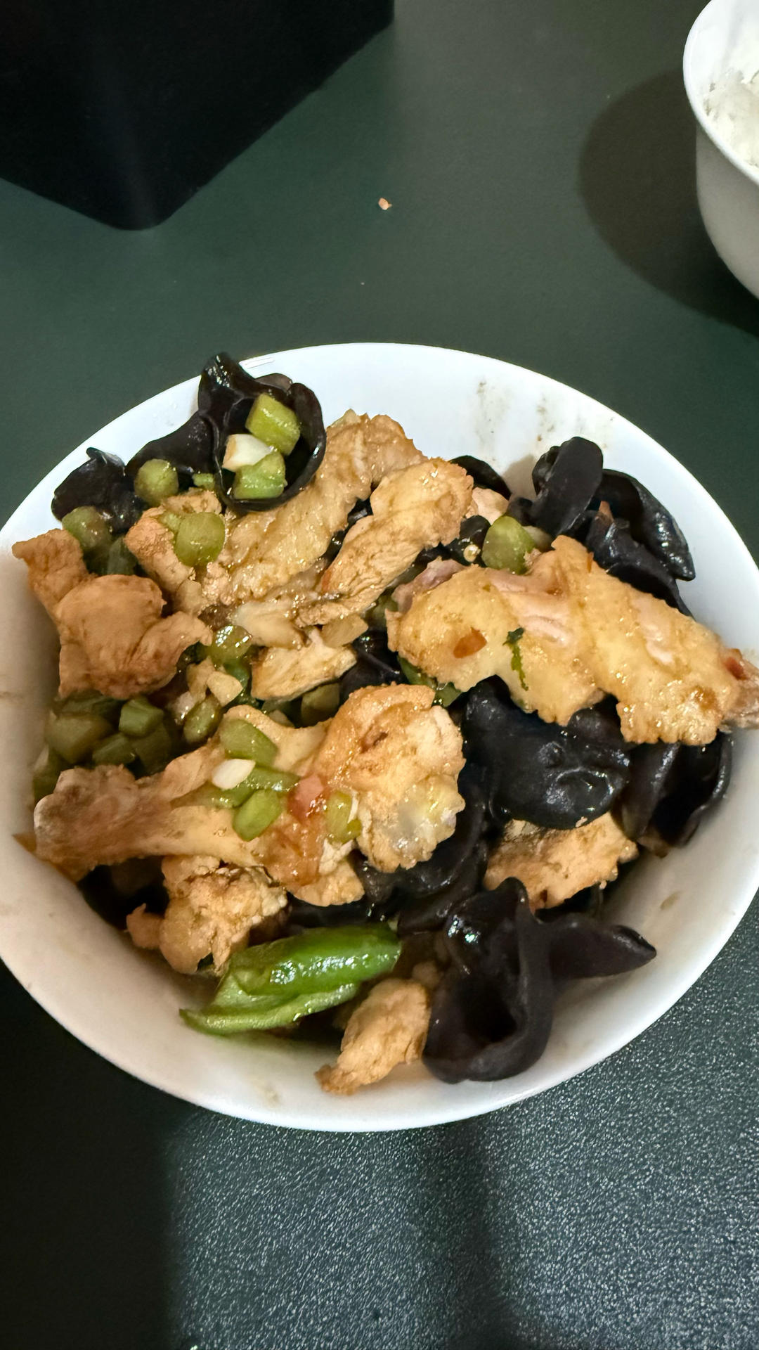木耳炒鸡